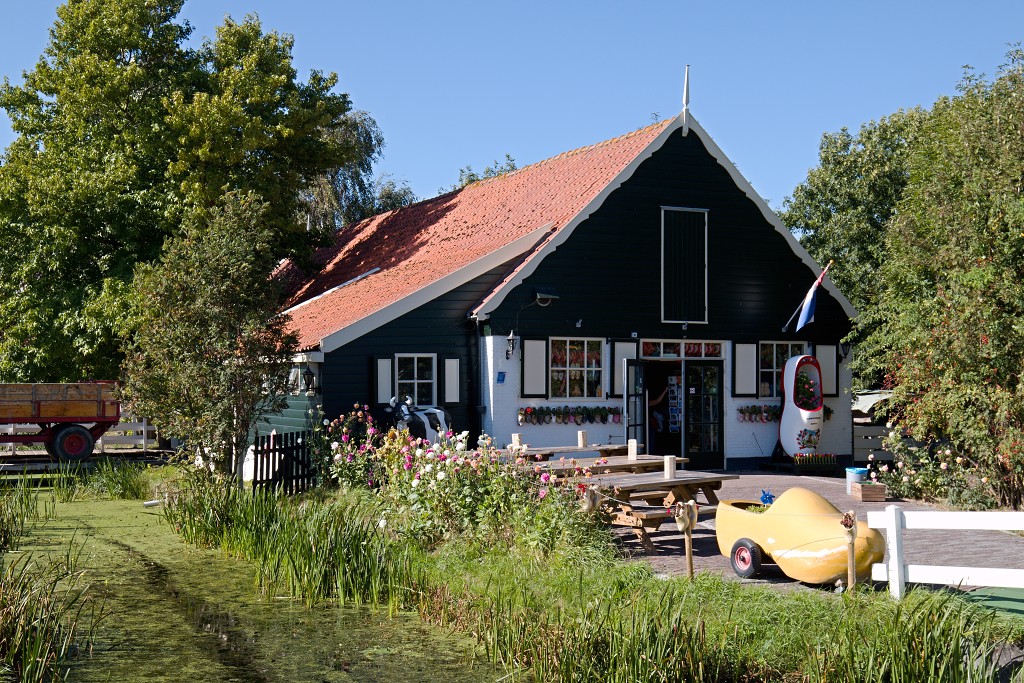 marken markermeer hdr houten huizen waterland vissersdorp paard van